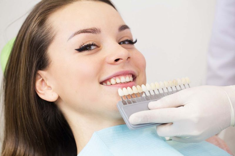 A Guide to Veneer Care: Navigating Dental Emergencies